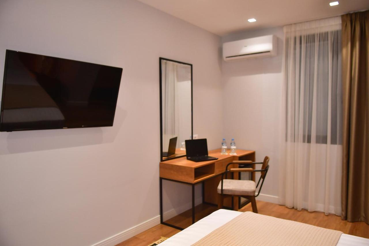 313 Center Tirana